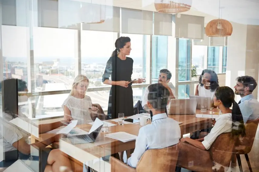 Directors-and-Officers-Liability-Insurance-Senior-Leadership-in-the-Boardroom-min-e1597164329559